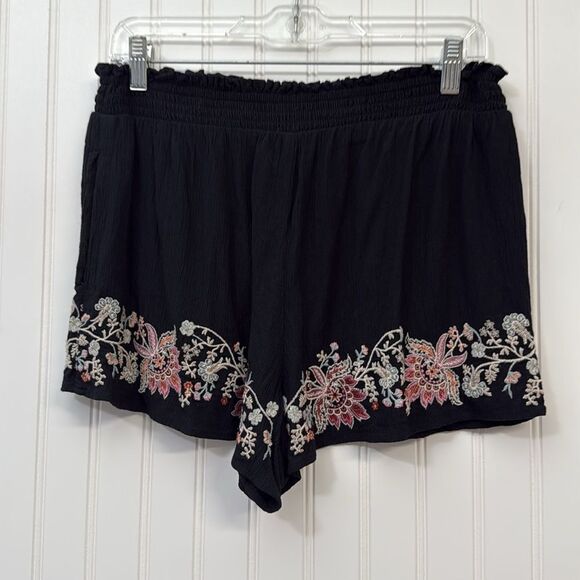 American Eagle Embroidered Black Women's Shorts Flowy Festival Boho Tassels - Picture 4 of 6